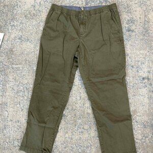 L.L.Bean Men’s Olive Green Casual Pants – Elastic Waist – Size XL – Like New